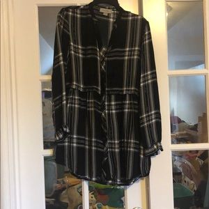 Charlie Paige Woman’s blouse